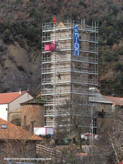 TORRE DURANTE LA RESTAURACIÓN. COMIENZO DE 2010